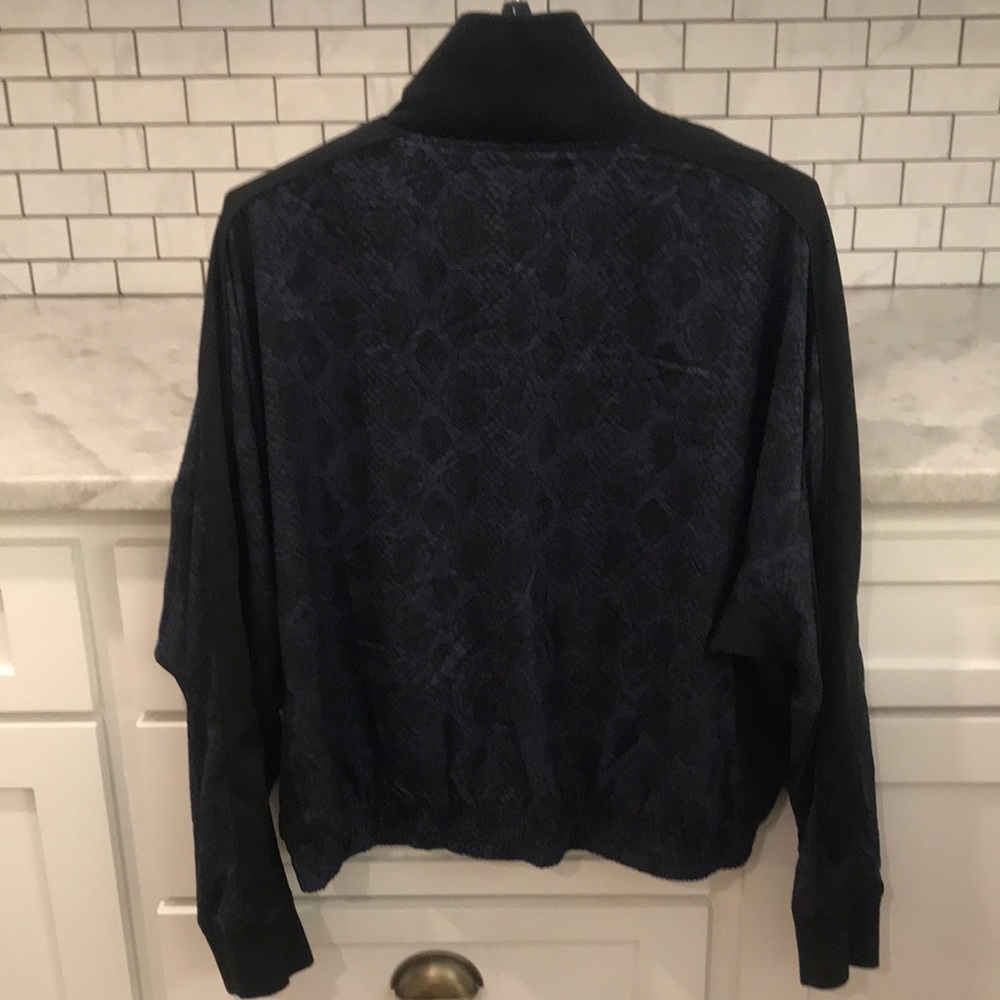 Athleta Jacket Womens‎ Large Blue Black Full Zip Brooklyn Track Bomber Running - Picture 4 of 9